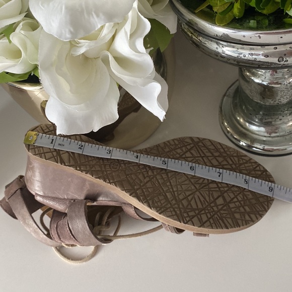 MJUS Sandals - Picture 9 of 10